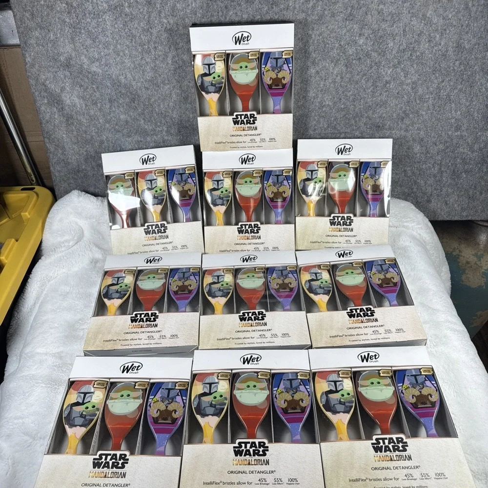 Lot of 10 Wet Brush Star Wars Mandalorian Hair Detangler 10 packs of 3 total 30